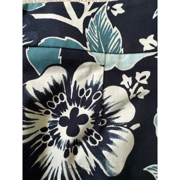 LOFT 6 NWT Blue floral print A-Line skirt. - Picture 2 of 9